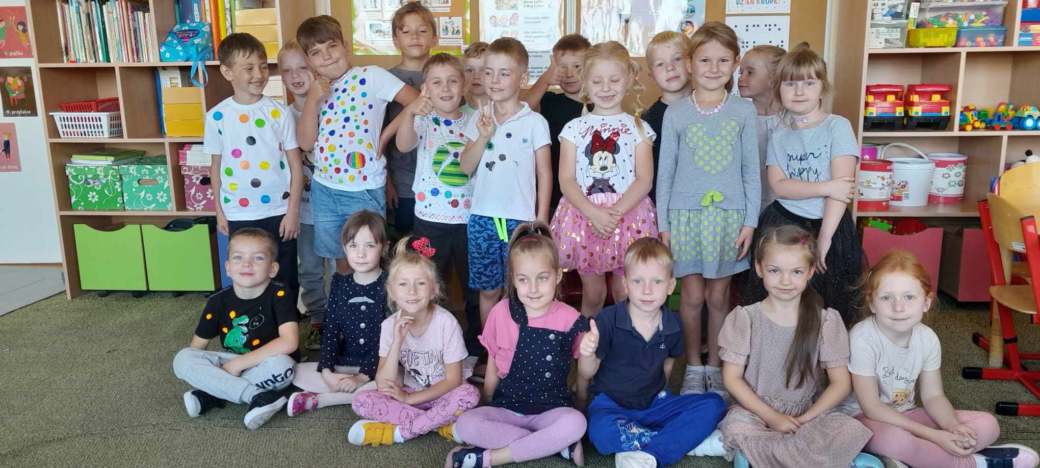 Międzynarodowy Dzień Kropki.