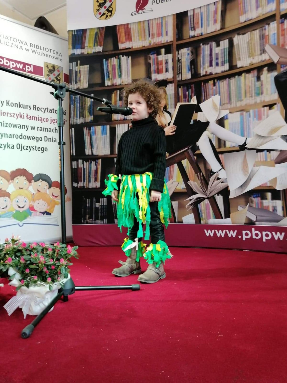 Przedszkolaki z Gniewina laureatami Powiatowego Konkursu Recytatorskiego.