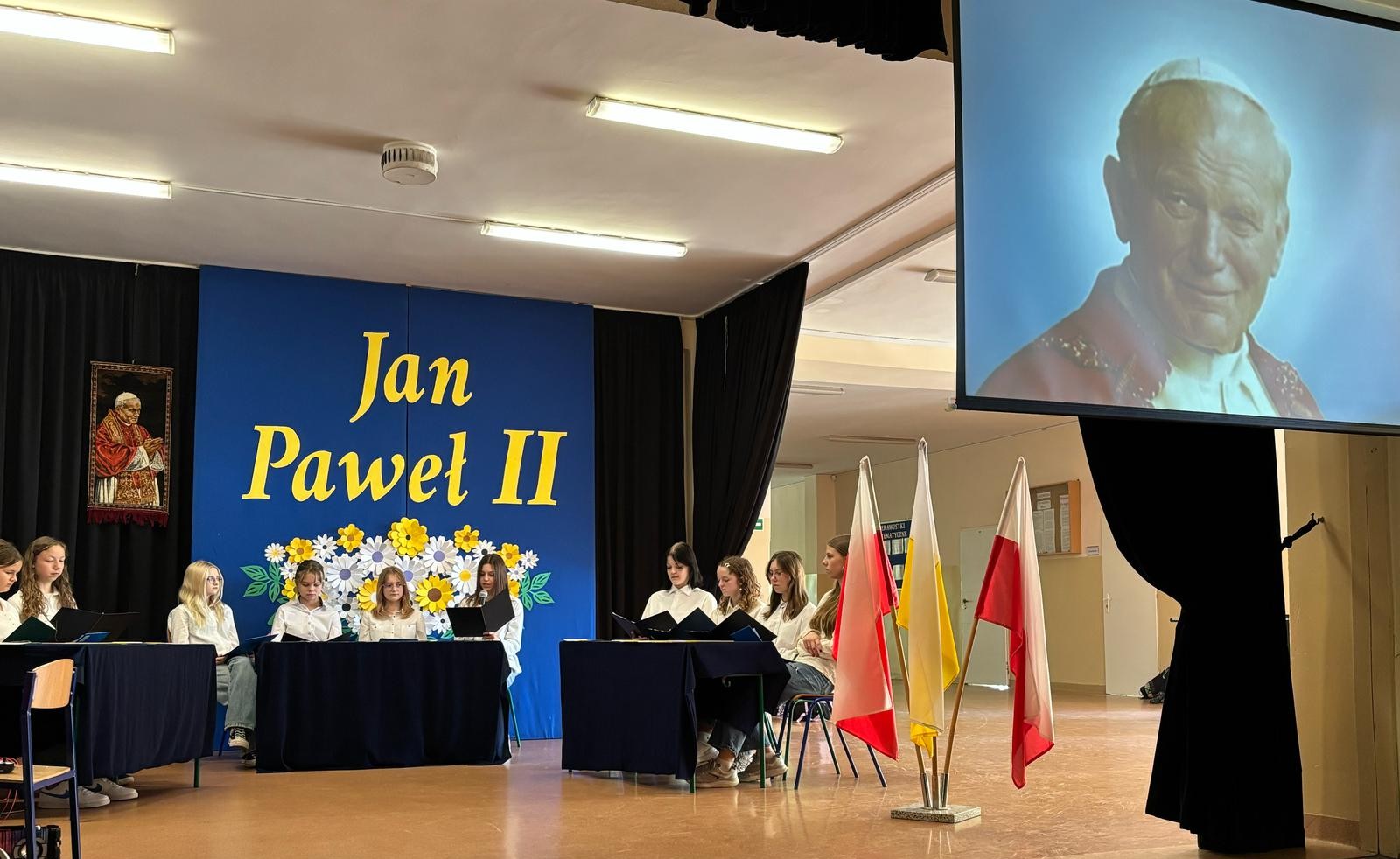 Apel ku czci papieża Jana Pawła II.