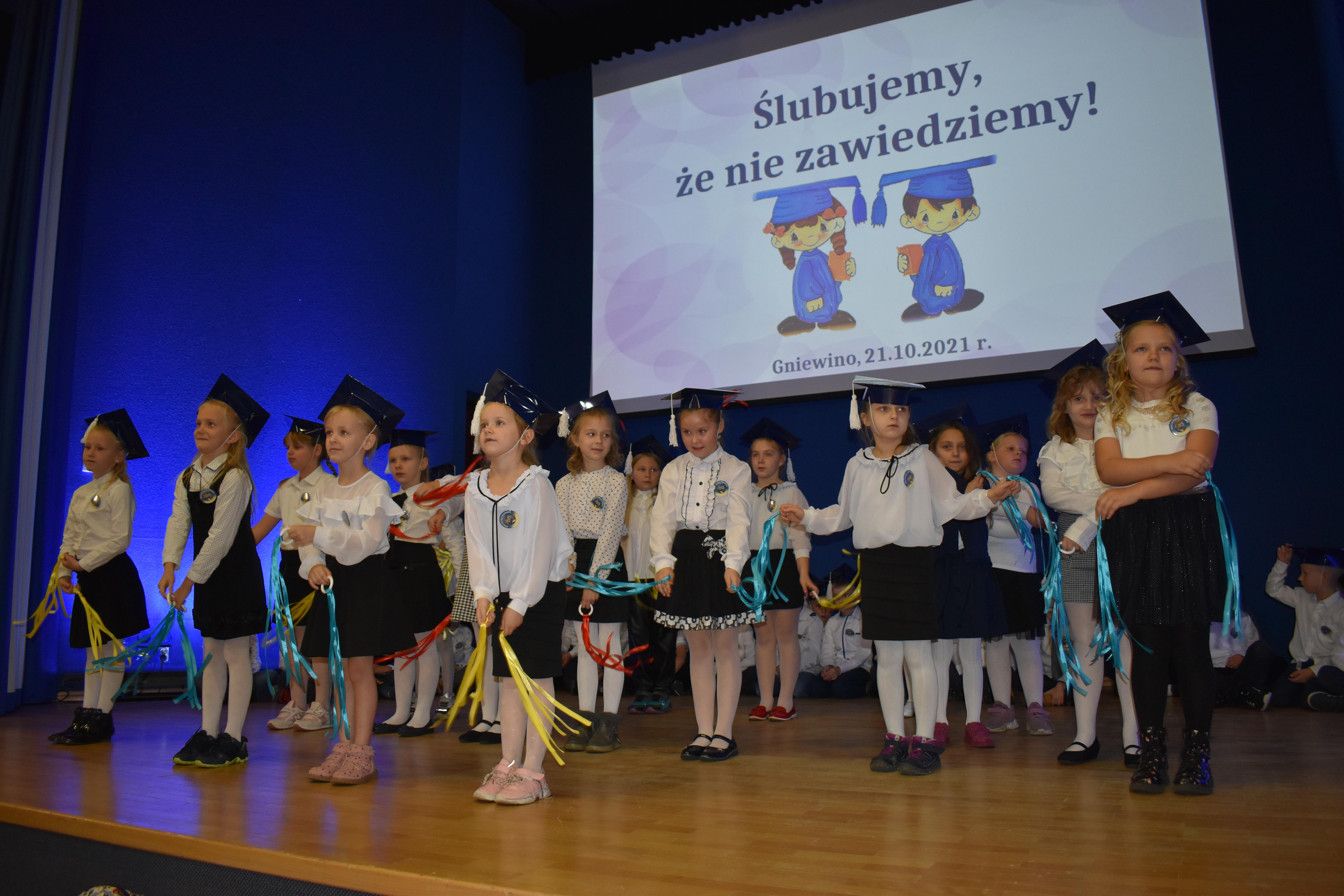 Ślubowanie klas pierwszych.