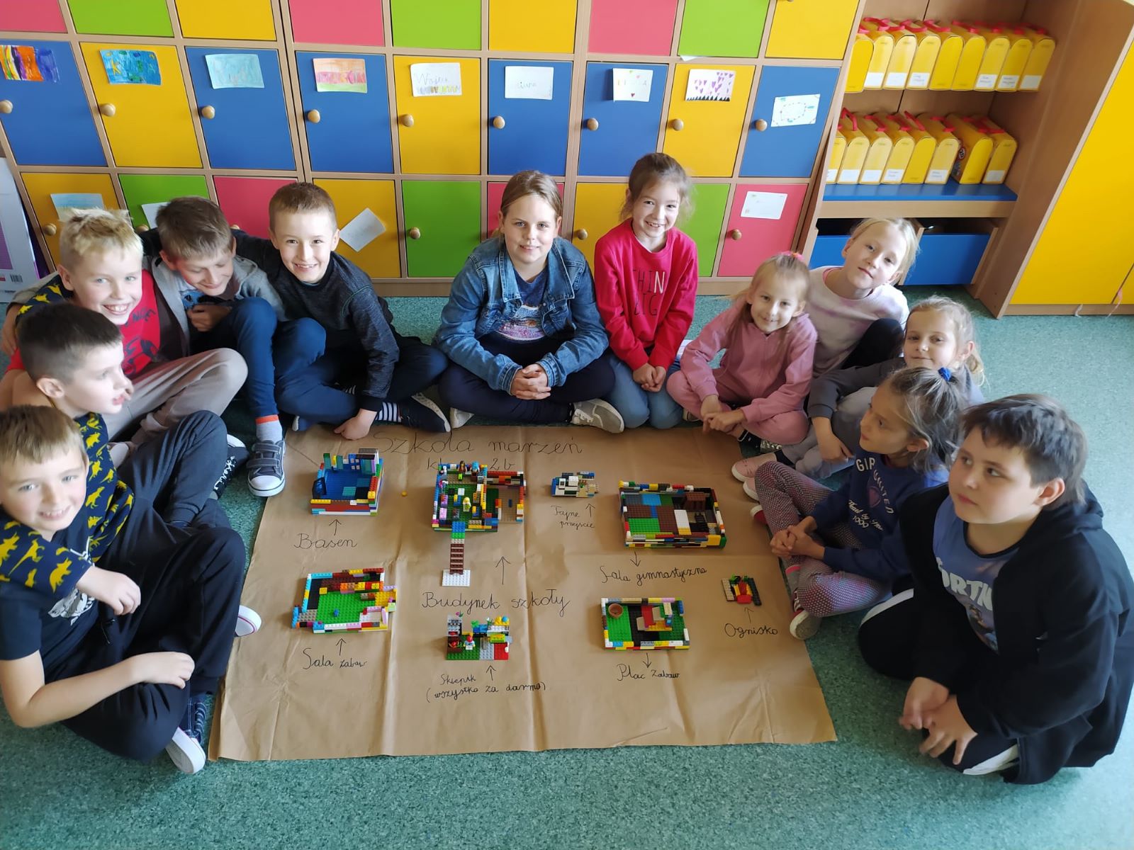 „Budowali marzenia” z klocków Lego.