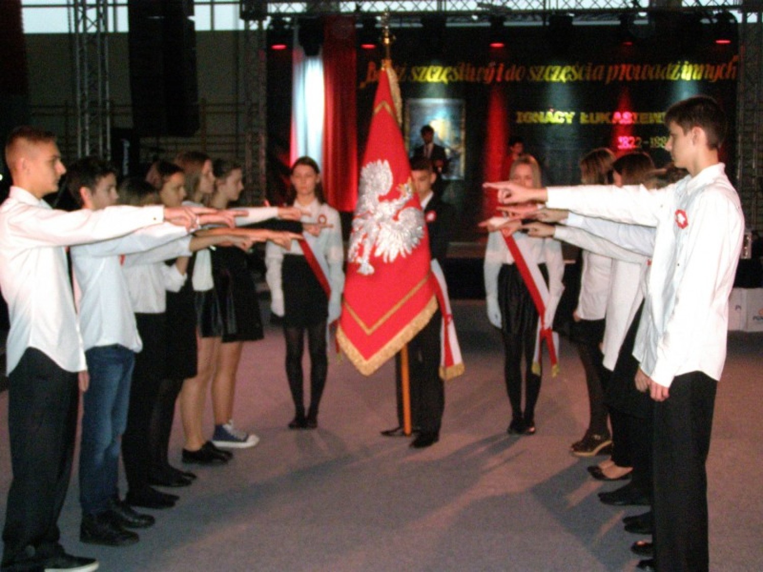 I rocznica nadania imienia Ignacego Łukasiewicza Samorządowemu Gimnazjum w Gniewinie