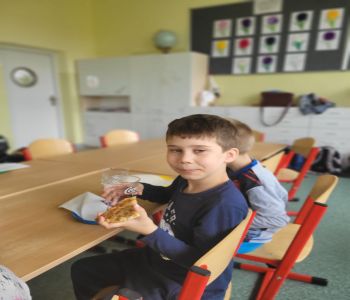 Dzień Dziecka w szkole. zdjecie 40