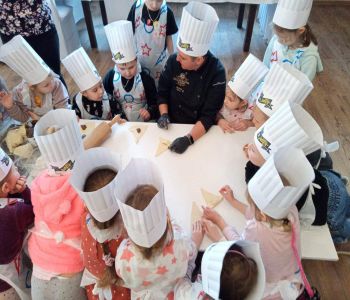Dzień pizzy w przedszkolu. zdjecie 14