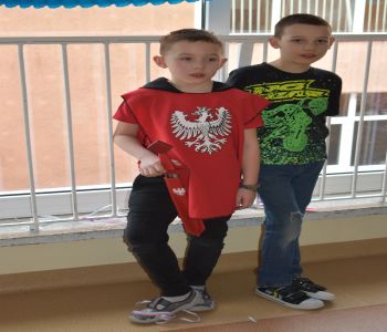 Bal karnawałowy klas młodszych. zdjecie 45