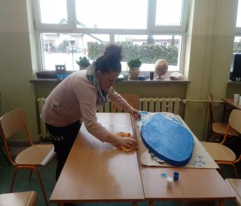 ŹRÓDEŁKO W SZKOLE - AKTYWNI UCZNIOWIE I RODZICE zdjecie 15