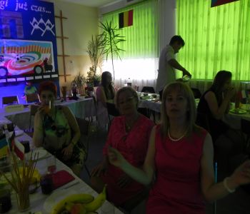 Bal gimnazjalny 2017 zdjecie 25