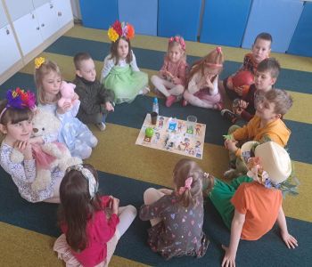 Przedszkolaki dbają o naszą Ziemię. zdjecie 3