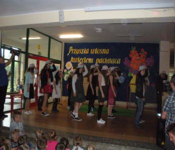 Dzień Projektów w Gimnazjum zdjecie 8