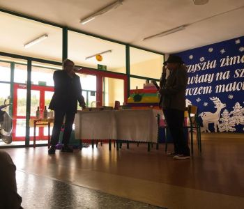 Apel z okazji Dnia Kobiet zdjecie 1