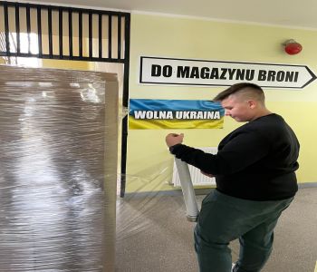 Szkolne Koło Wolontariatu pomaga Ukrainie. zdjecie 23