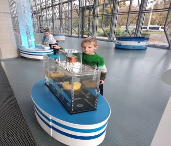 Wycieczka kl. 1A do Centrum Nauki Eksperyment. zdjecie 151