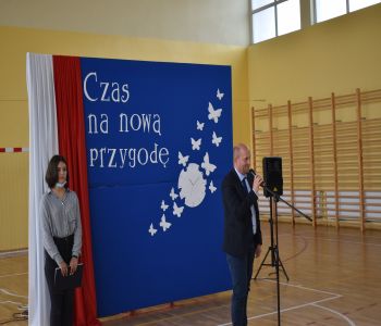 Uroczyste rozpoczęcie roku szkolnego 2021/2022 zdjecie 10