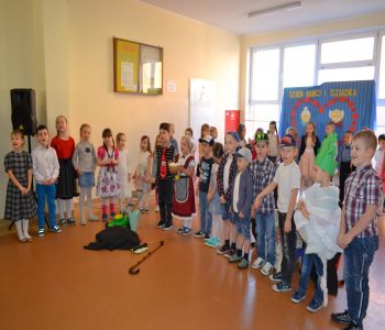 Dzień Babci i Dziadka w klasach zerowych. zdjecie 15