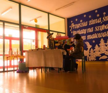 Apel z okazji Dnia Kobiet zdjecie 0