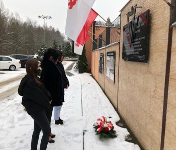 Uroczystość z okazji 40- stej rocznicy wprowadzenia stanu wojennego zdjecie 0