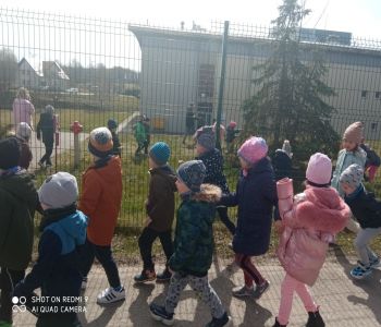 Zajączek wielkanocny w przedszkolu. zdjecie 3