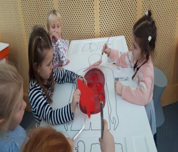 Przedszkolaki w Centrum Nauki Experyment. zdjecie 6