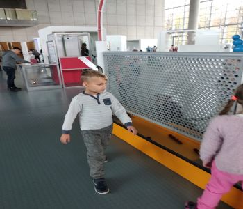 Wycieczka kl. 1A do Centrum Nauki Eksperyment. zdjecie 204