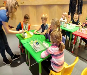 Wycieczka kl. 1A do Centrum Nauki Eksperyment. zdjecie 47