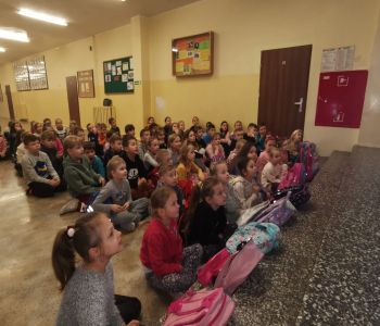 Występ teatru Blaszany Bębenek zdjecie 17