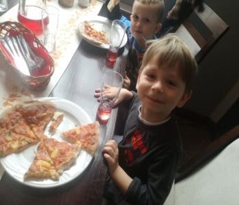 Warsztaty przygotowywania i wypieku pizzy dla Przedszkolaków. zdjecie 13