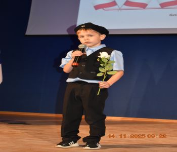 I Międzyszkolny konkurs piosenki patriotycznej. zdjecie 2