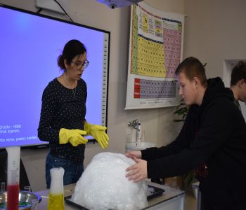Żywa lekcja chemii zdjecie 3