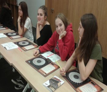  ,,Spotkanie z historią” Udział w warsztatach zorganizowanych przez Muzeum II Wojny Światowej w Gdańsku zdjecie 3