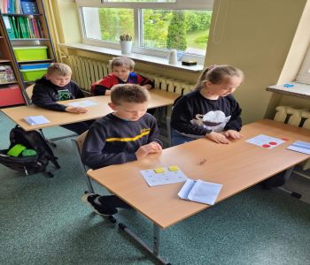 Mistrz tabliczki mnożenia w klasie 2b - lekcja otwarta. zdjecie 0