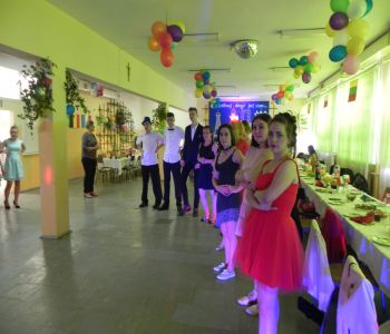 Bal gimnazjalny 2017 zdjecie 21