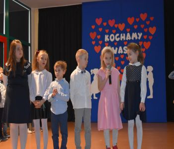 Dzień Babci i Dziadka w klasie 0A zdjecie 7