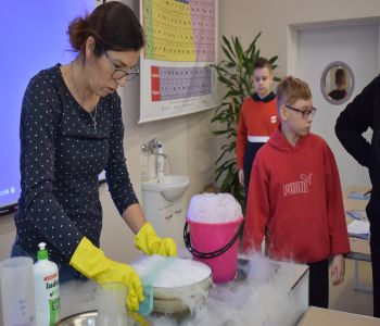 Żywa lekcja chemii zdjecie 9