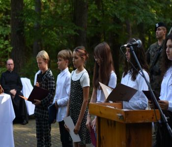 Uczcili pamięć ofiar Marszu Śmierci. zdjecie 2