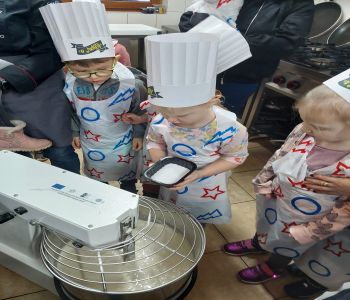 Dzień pizzy w przedszkolu. zdjecie 21