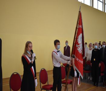 Uroczyste rozpoczęcie roku szkolnego 2021/2022 zdjecie 2