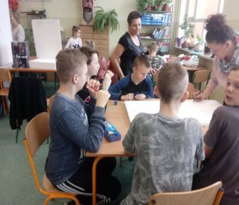 ŹRÓDEŁKO W SZKOLE - AKTYWNI UCZNIOWIE I RODZICE zdjecie 3