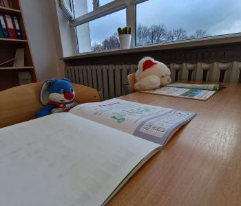 Dzień pluszowego misia w klasach 0a i 1a zdjecie 13