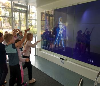 Wycieczka kl. 1A do Centrum Nauki Eksperyment. zdjecie 8
