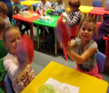Wycieczka kl. 1A do Centrum Nauki Eksperyment. zdjecie 118