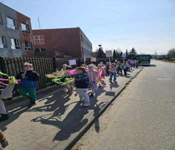 Świąteczne kartki i życzenia dla pacjenów wejherowskiego szpitala. 3