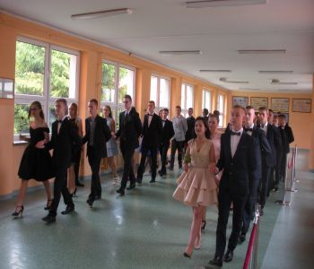 Bal gimnazjalny 2017 zdjecie 5