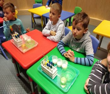 Wycieczka kl. 1A do Centrum Nauki Eksperyment. zdjecie 26