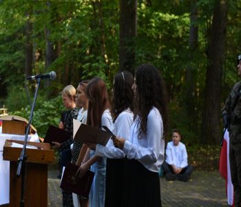 Uczcili pamięć ofiar Marszu Śmierci. zdjecie 3