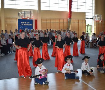 Zakończenie roku szkolnego klas 0-3 zdjecie 13