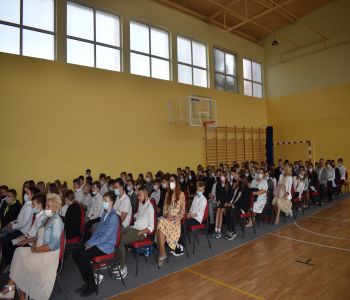 Uroczyste rozpoczęcie roku szkolnego 2021/2022 zdjecie 6