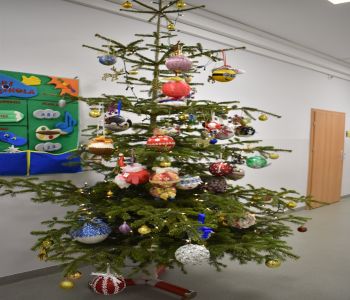 Klasowy konkurs na najpiękniejszą bombkę rozstrzygnięty. zdjecie 6