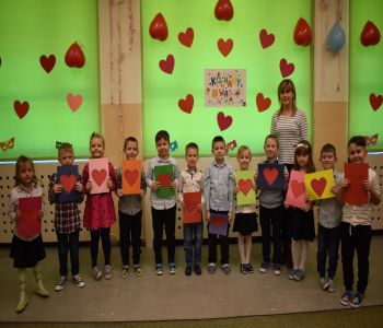 Dzień Babci i Dziadka w klasach zerowych. zdjecie 4