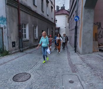 Wycieczka  ,,W Krainie  Cebularza” zdjecie 9