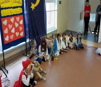 Dzień Babci i Dziadka w zerówkach zdjecie 11